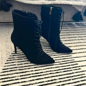 Black heel boots